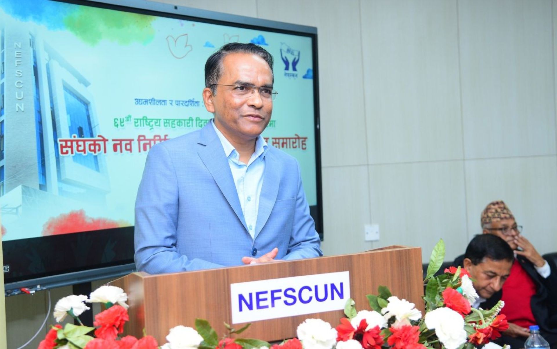 तल्लो तहका मानिसलाई उठाउने काम सहकारीले गर्नुपर्छ: गभर्नर पौडेल